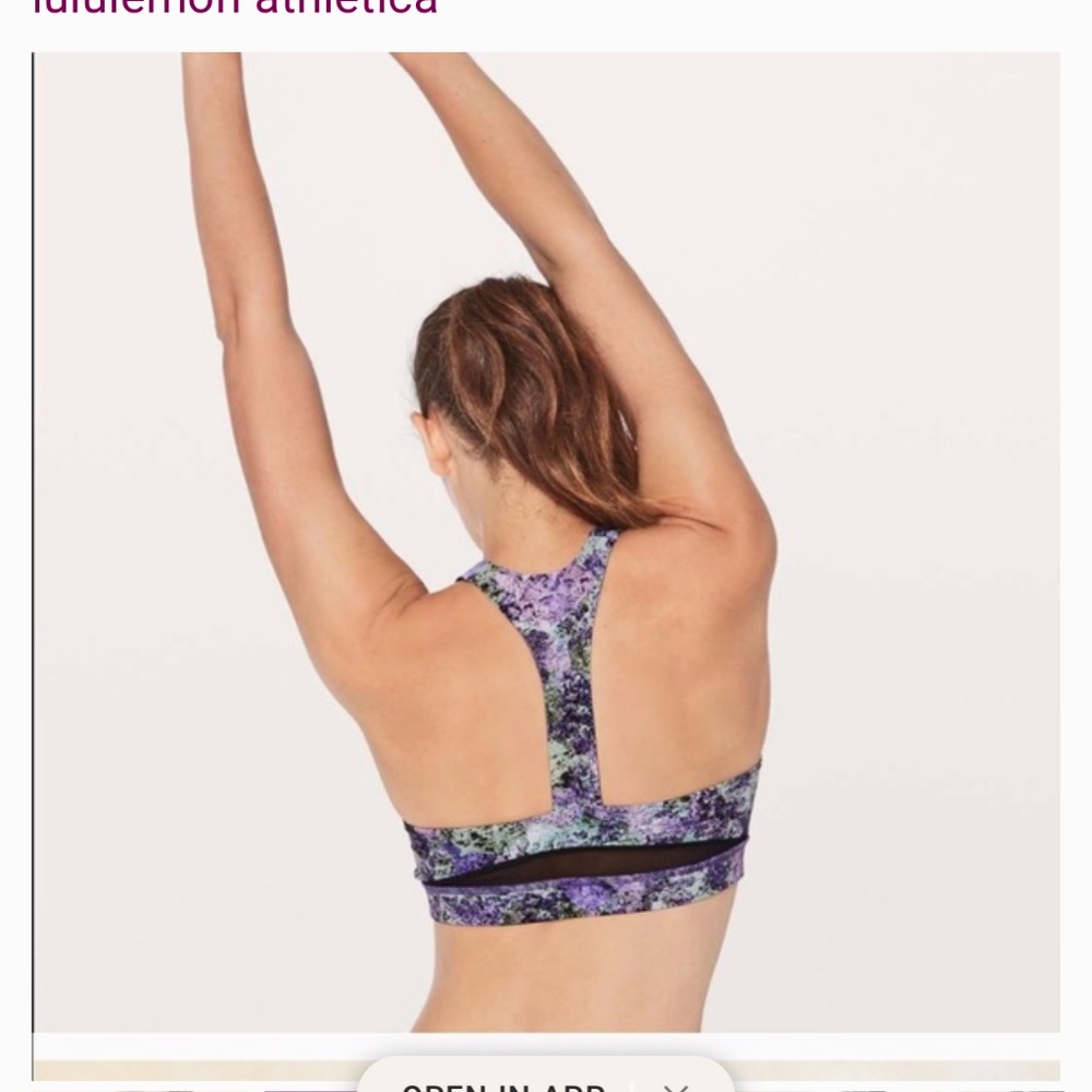 Lululemon Break FreeSport  Bra in the Vivid Vision Multi pattern. Size 8